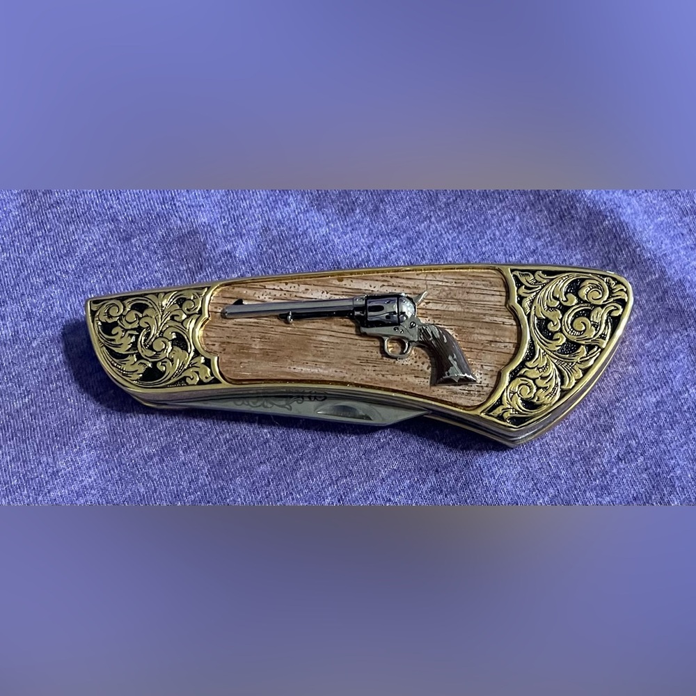 Franklin Mint with Colt 45 Army Peacemaker